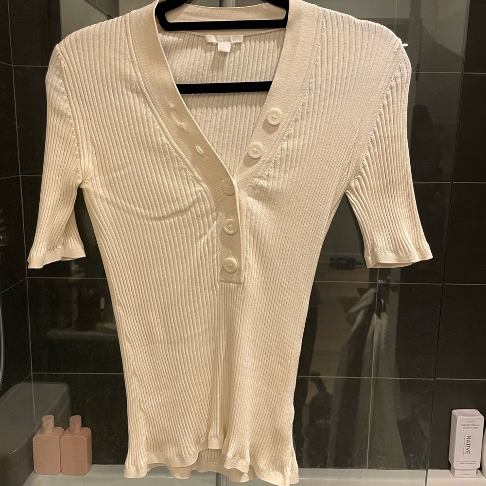 COS button down v neck short sleeve knit
